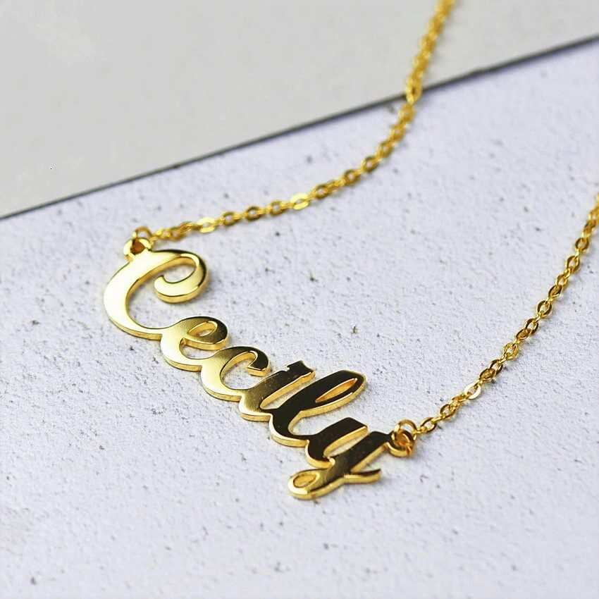 Personalized-Nameplate-Necklace-For-WOmen-Custom-Jewelry-Gift-Idea-Gold