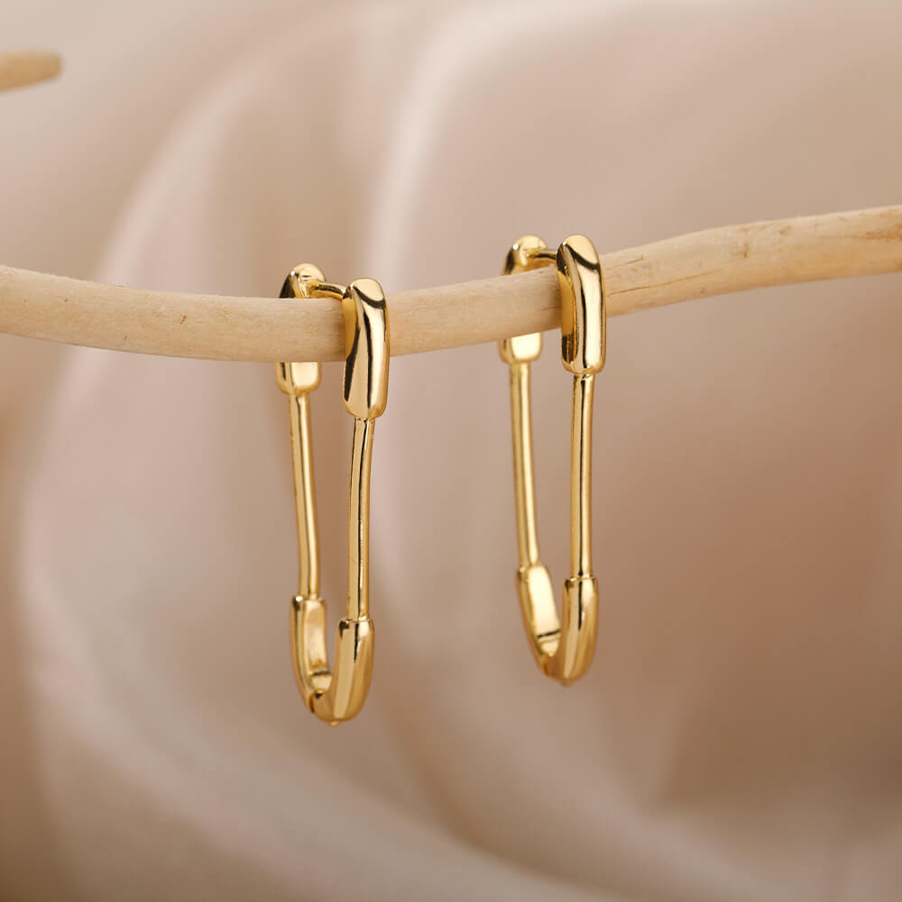 trendy-Safety-Pin-Earrings-jewel-gold-for-girls