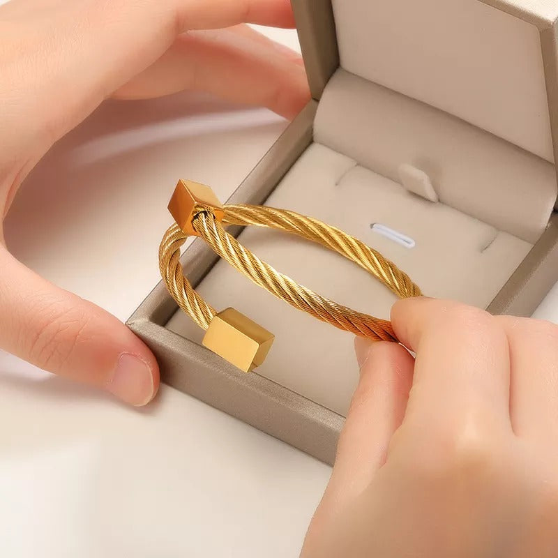 Simple-Irregular-Wist-Open-Gold-Color-Rope-Cube-Bangle-Bracelet