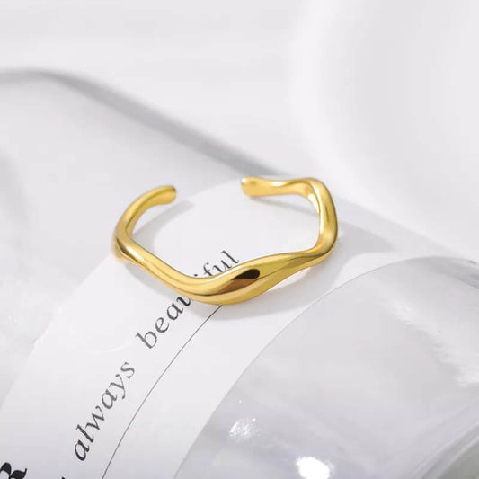 Stacking thin wavy Ring jewelry for women in gold with Free shipping - Simply Bo